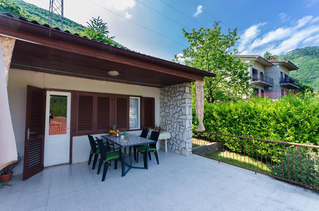 Villa House Mirella à Mošćenička Draga Extérieur photo